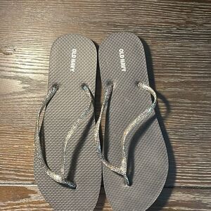 Old Navy Gray Flip Flops with Silver Straps